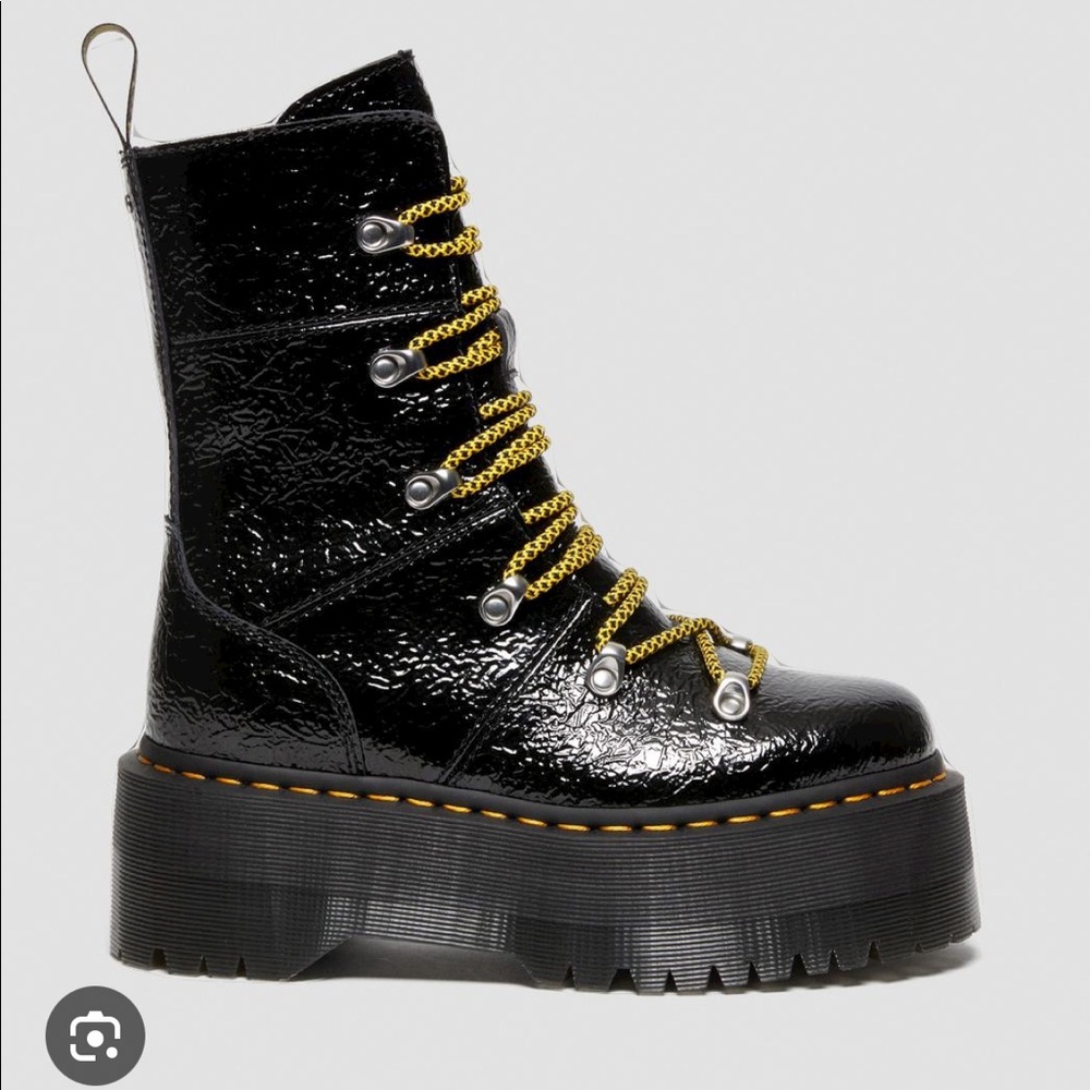 Women's Black Ghilana Max Patent
Dr. Martens